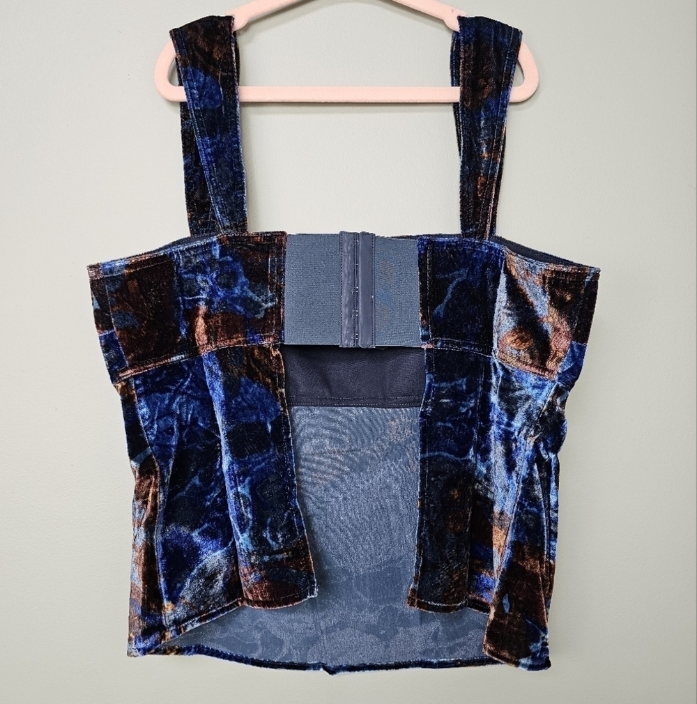 Pilcro by Anthropologie Velvet Flyaway Open Back Tank Top, Blue Brown Pattern, L - Picture 7 of 14